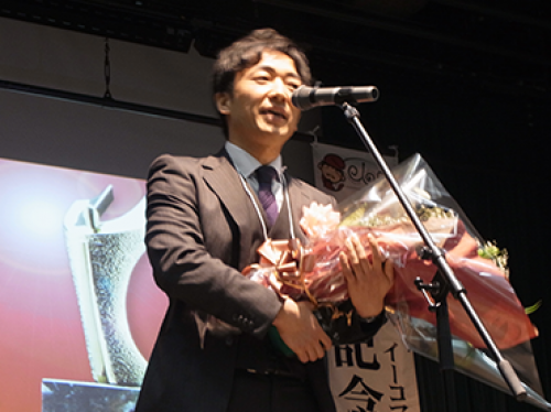 グランプリを受賞した澤井珈琲の澤井聡経営企画室長